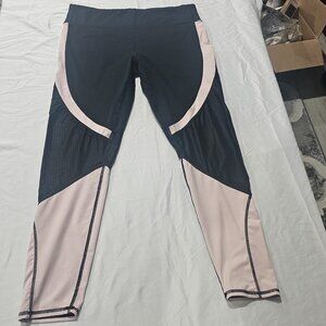 Marc New York Performance leggings half way down the leg vented material